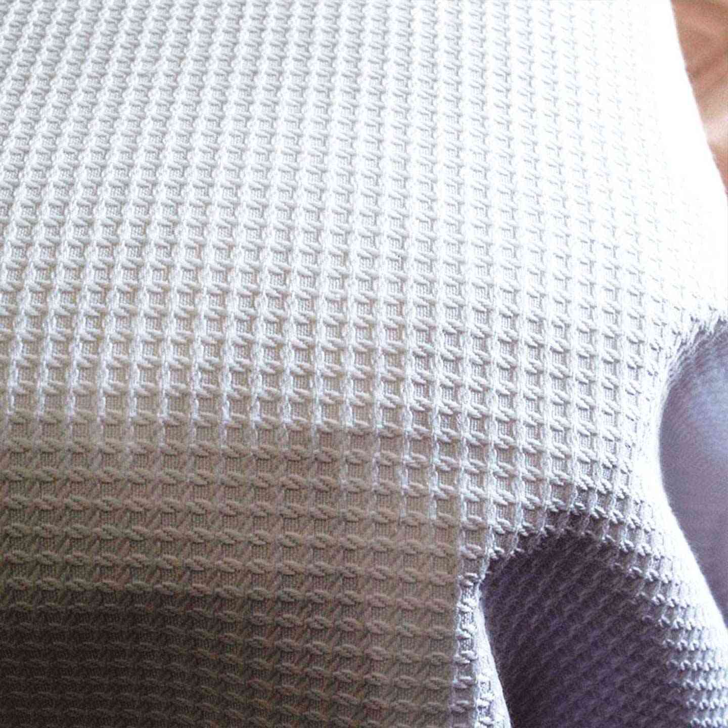 Colcha Mxico; esquina en blanco