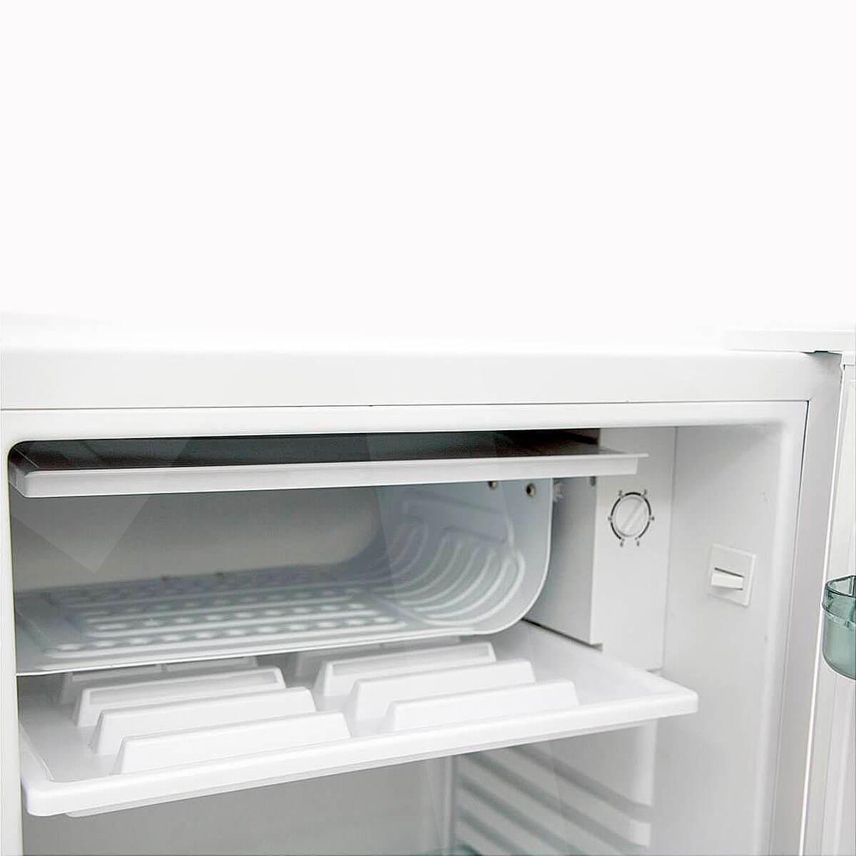 Minibar Compresor 46L; detalle interior