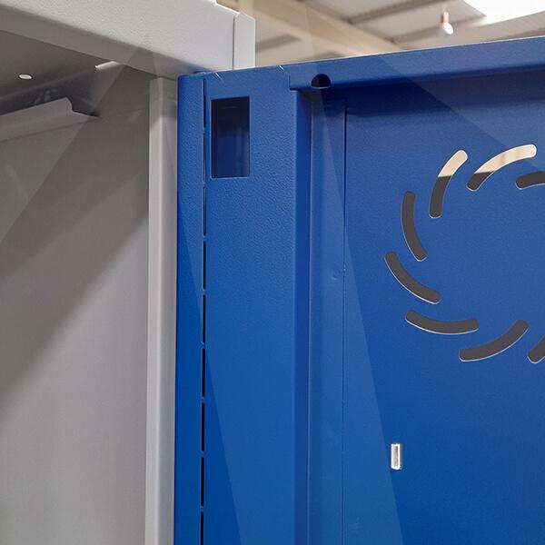 Taquilla modular Eco 1 puerta; puerta con refuerzo longitudinal